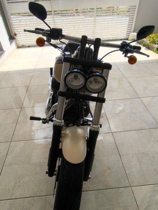HARLEY-DAVIDSON DYNA FAT BOB 
